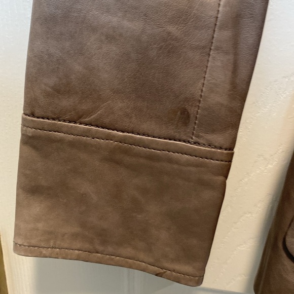 Reiss Belted Leather Trench Jacket - Picture 6 of 9